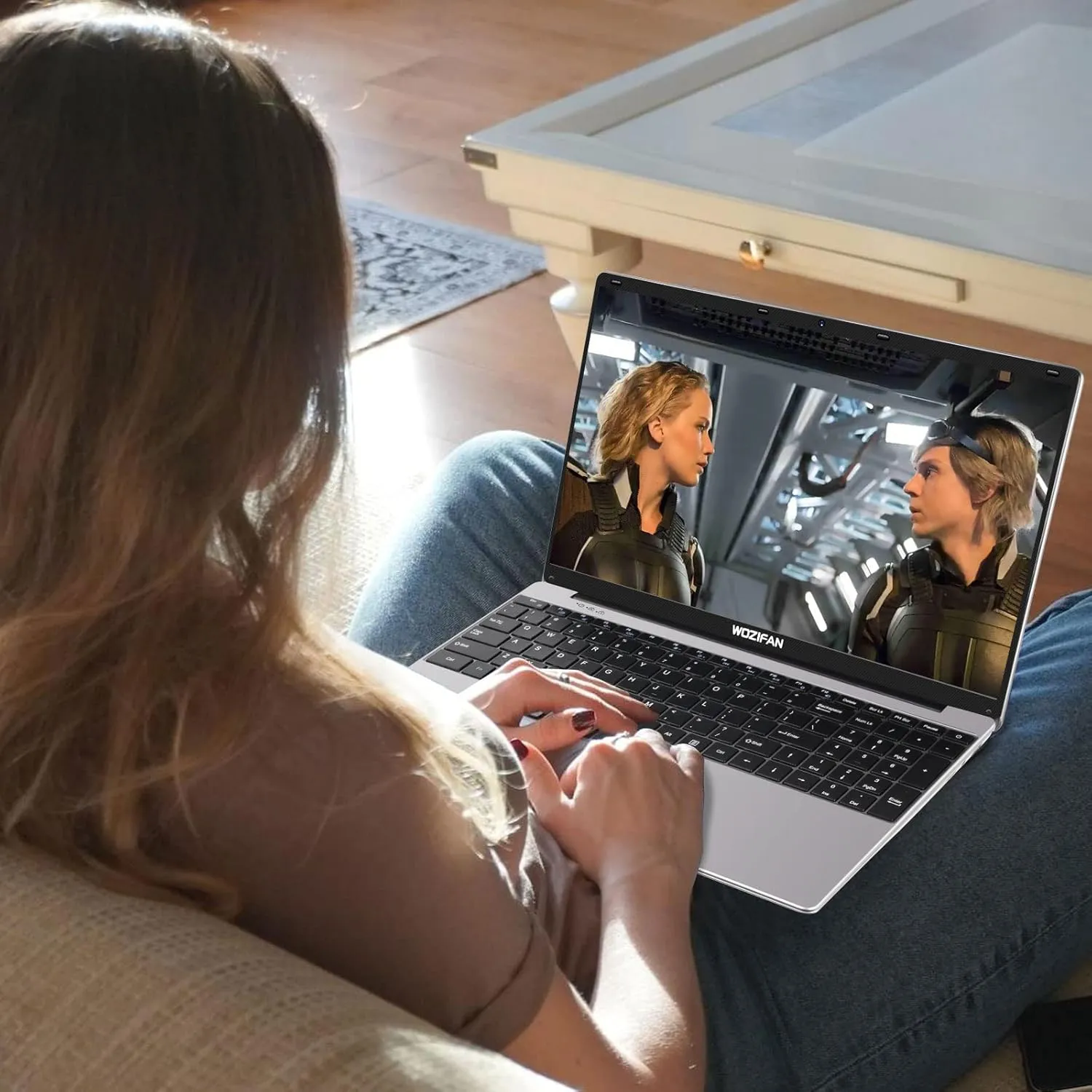 15.6" Traditional Laptops 6GB DDR4 256GB SSD Support 1TB SSD Expand Win 11 Laptop Celeron J4105 1.5Ghz(Up to 2.5Ghz) 4-Core Processor Notebook 2.4G 5G WiFi BT4.2 Adapter Wireless Mouse-Silver