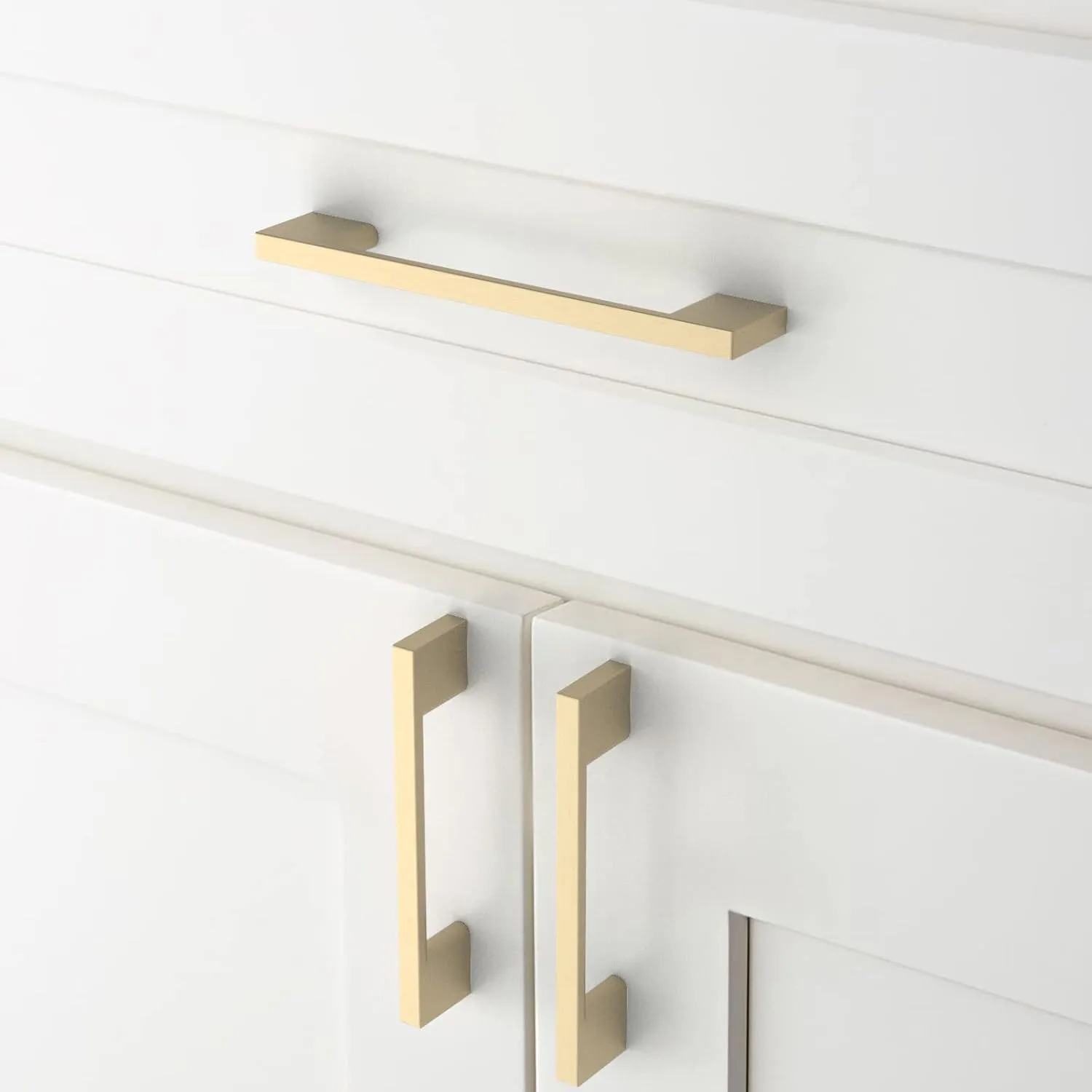 Amerdeco 10 Pack Brushed Brass Cabinet Pulls 5 Inch(128MM) Hole Centers Kitchen Cabinet Handles Cabinet Hardware Kitchen Handles for Cabinets Cupboard Handles Drawer Pulls ZH0060