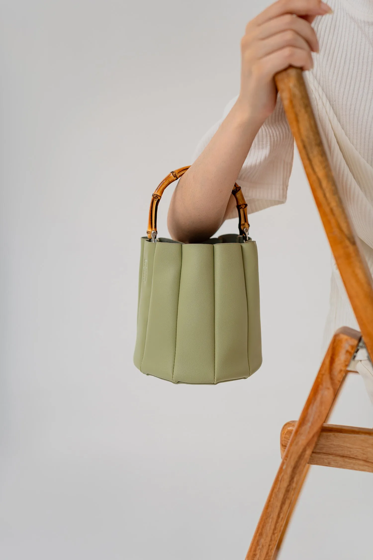 Bamboo Handle Bucket Bag