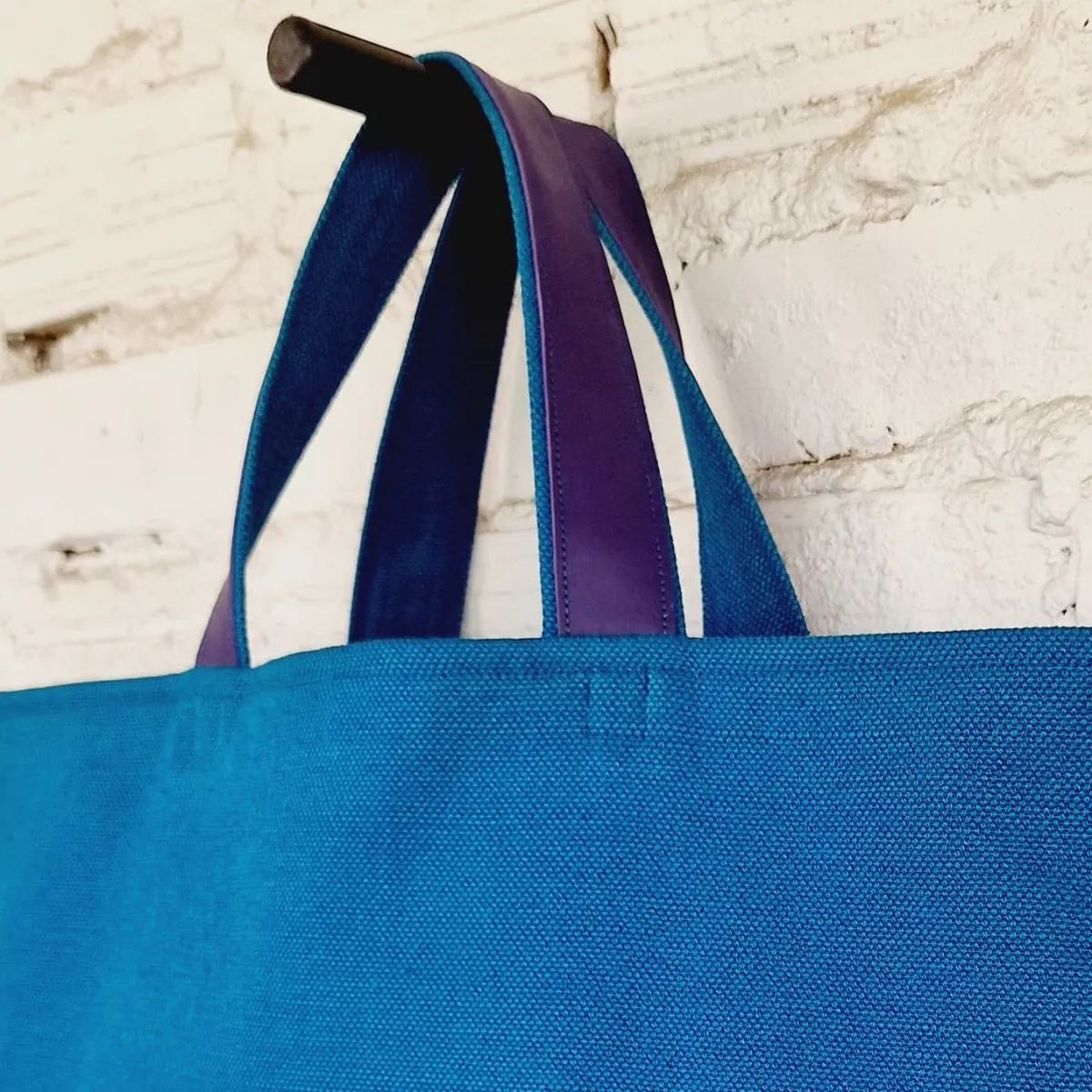 Blue Linen and Cotton Canvas Handbag with Purple Leather Reinforced Handles