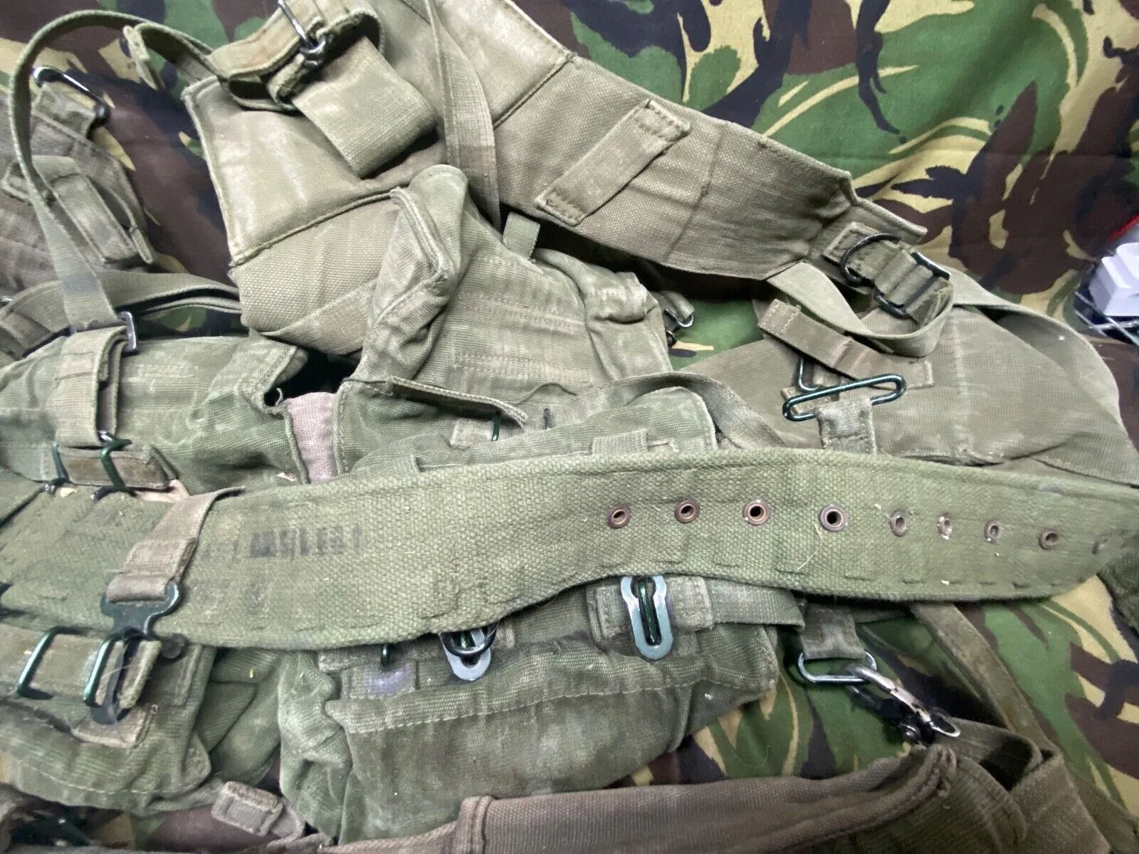 British Army DPM Combat Webbing Equipment Yolk Poncho Carrier 38" Belt & Pouches
