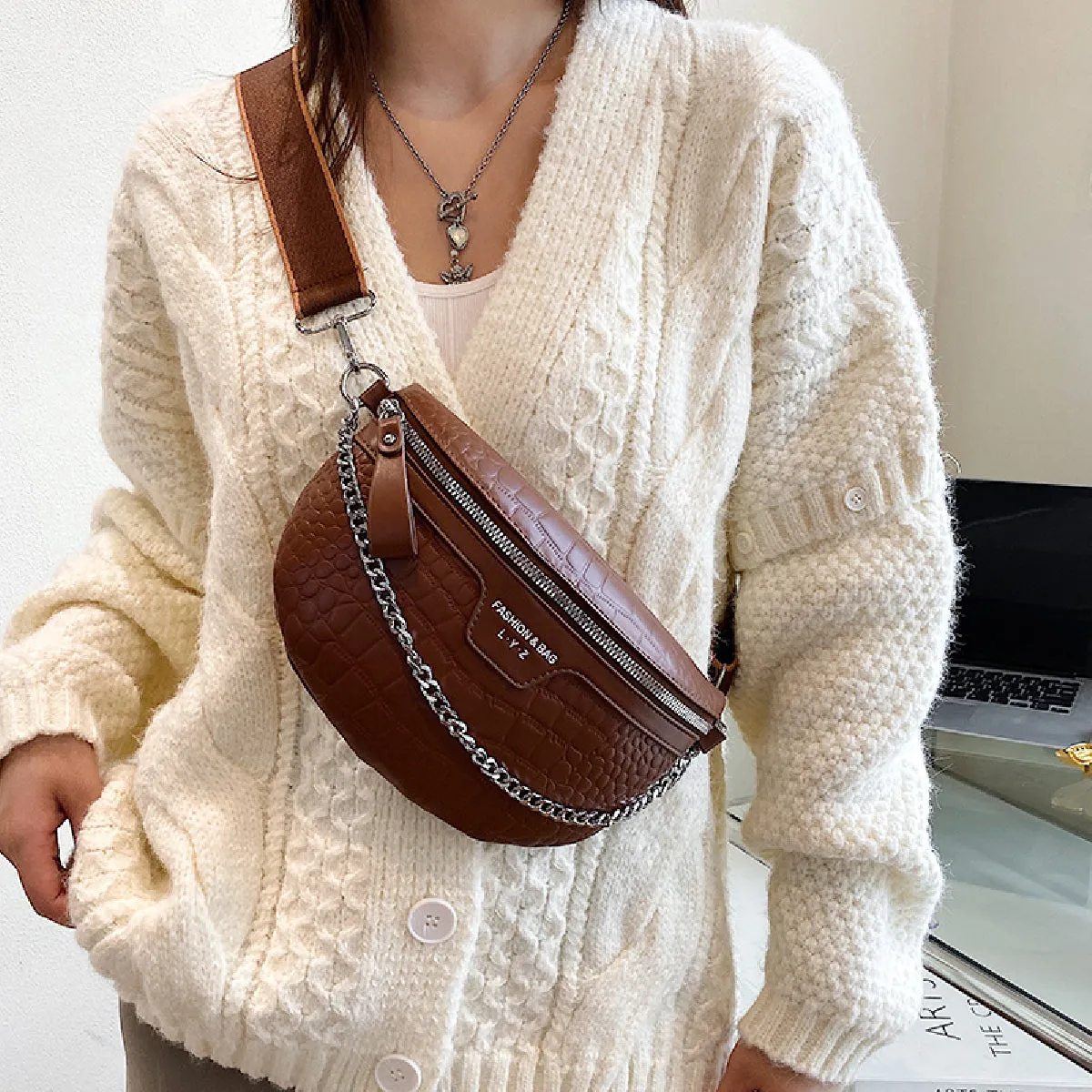 Crocodile Pattern Fanny Pack, Chain Decor Chest Bag, Wide Strap Crossbody Purses For Women