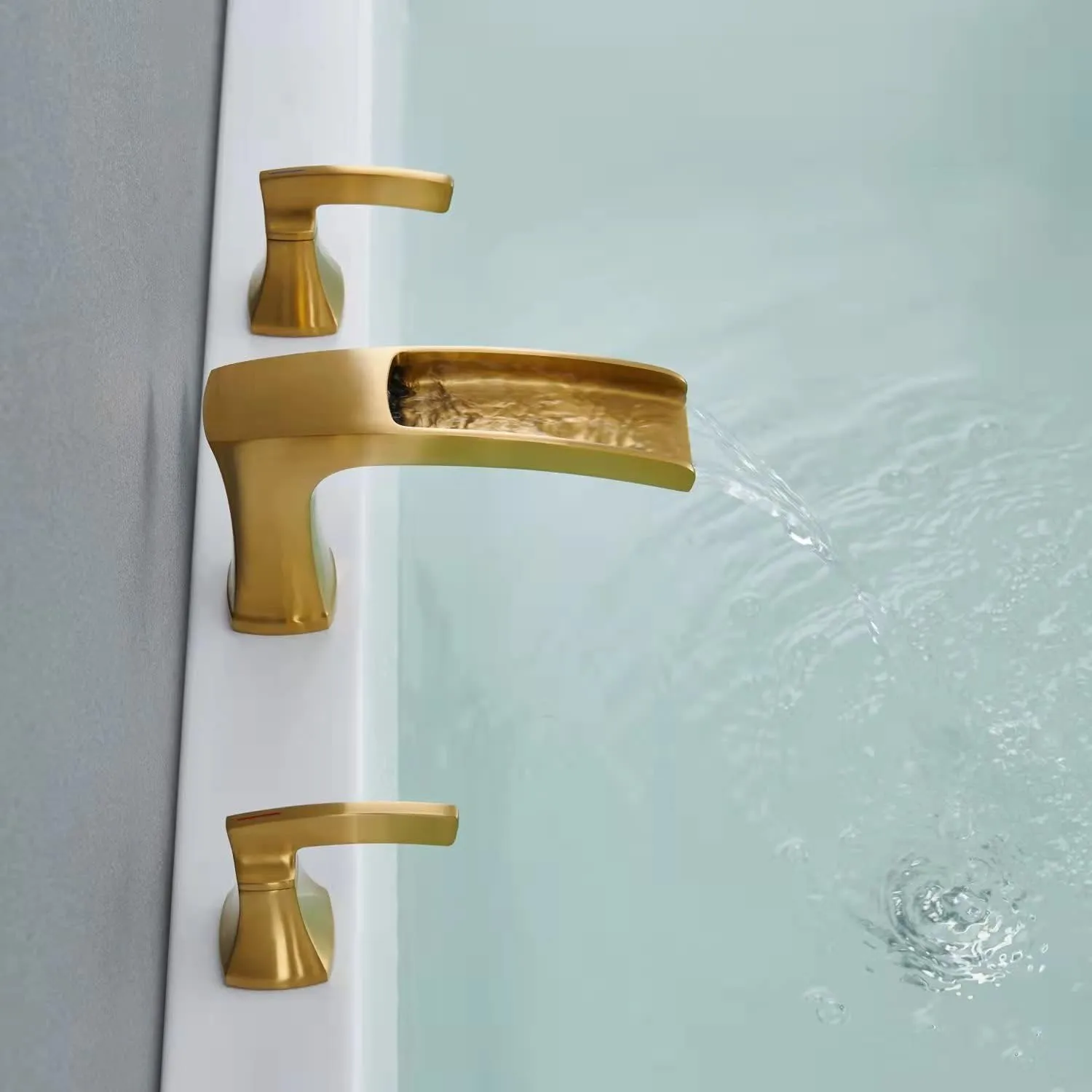 Deck Mount Waterfall Tub Faucet Roman Tub Filler Brushed Gold Bathtub Faucets 3 Hole Brass Bathroom Faucets with 2 Handles