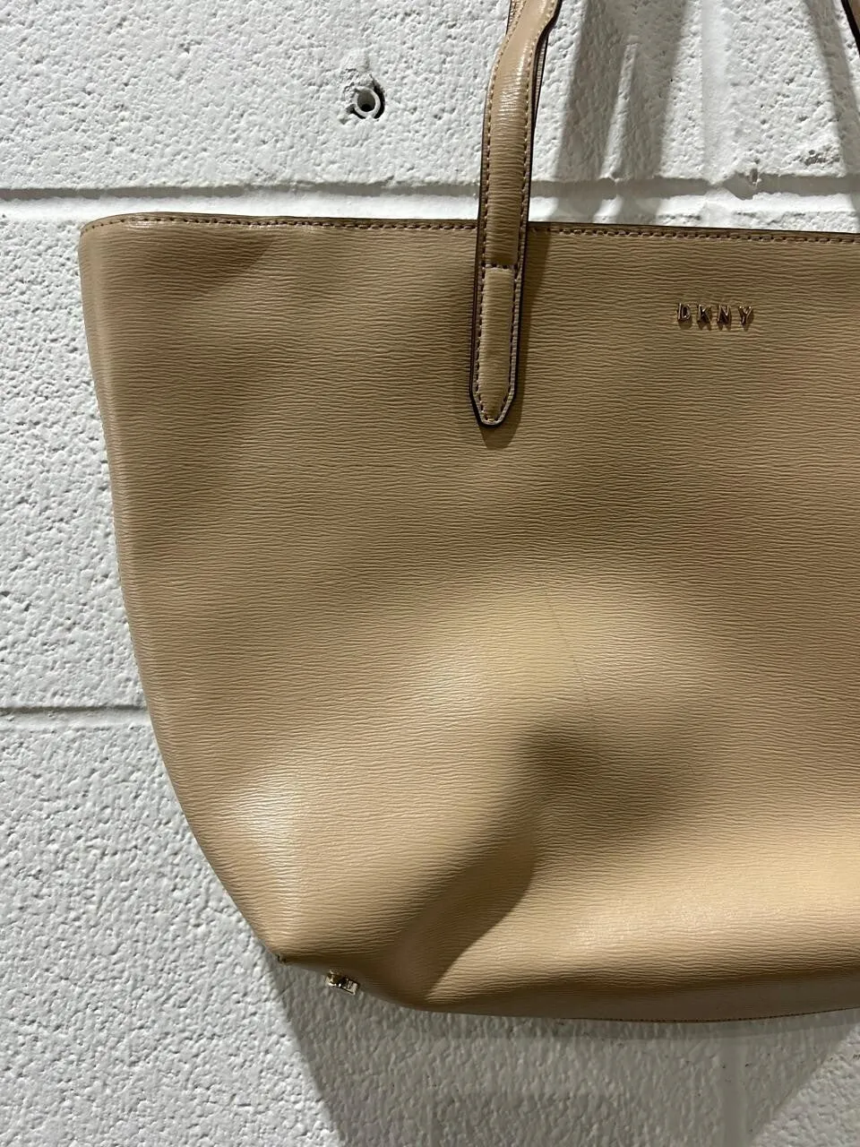 DKNY Tan Saffiano Leather Zippered Structured Tote Shoulder Bag Purse