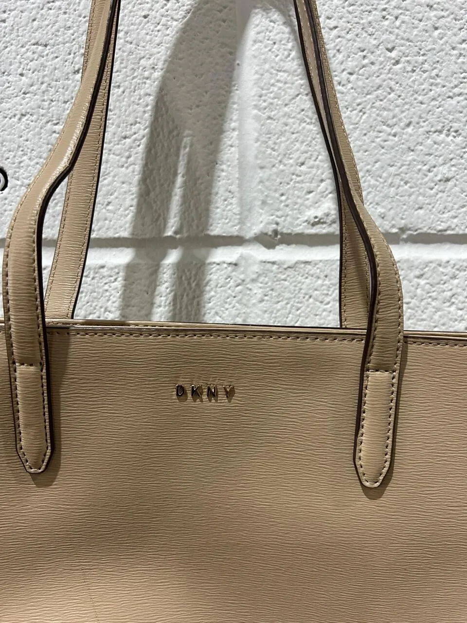 DKNY Tan Saffiano Leather Zippered Structured Tote Shoulder Bag Purse