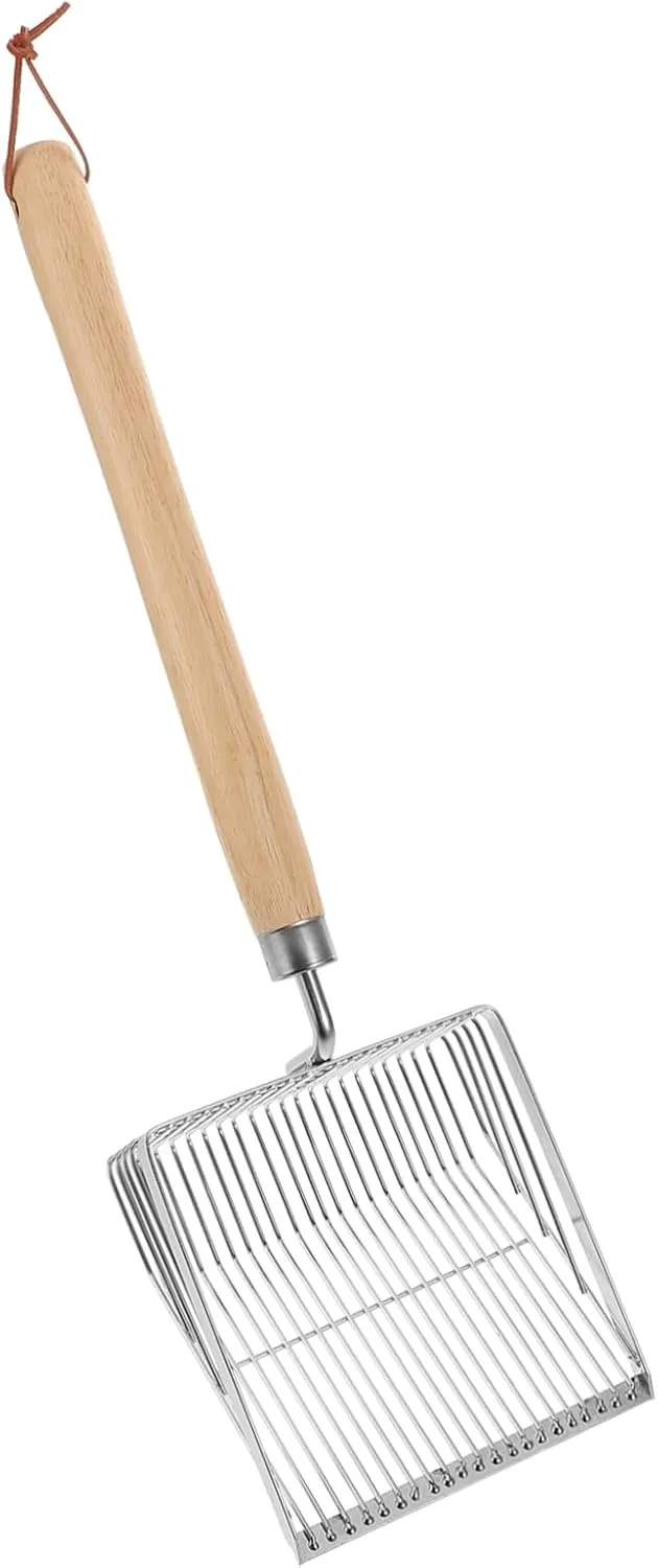 FAVOMOTO Stainless Steel Sand Sifter Shovel with Wooden Handle Extended Beach Scoop Tool for Efficient Shell Collecting for Family Bonding and Summer Vacations Seaside