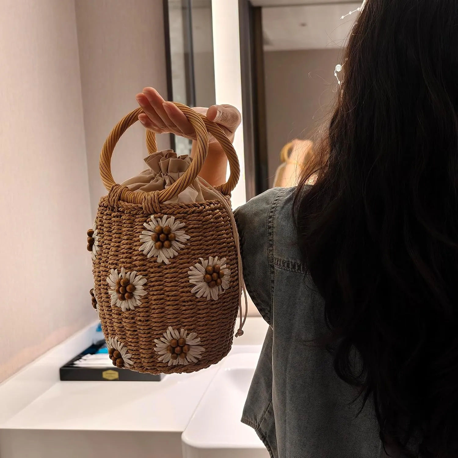 Flower Pearls Rattan Tote Bag Summer Beach Drawstring Straw Bucket Bag Diamonds Woven Handbag