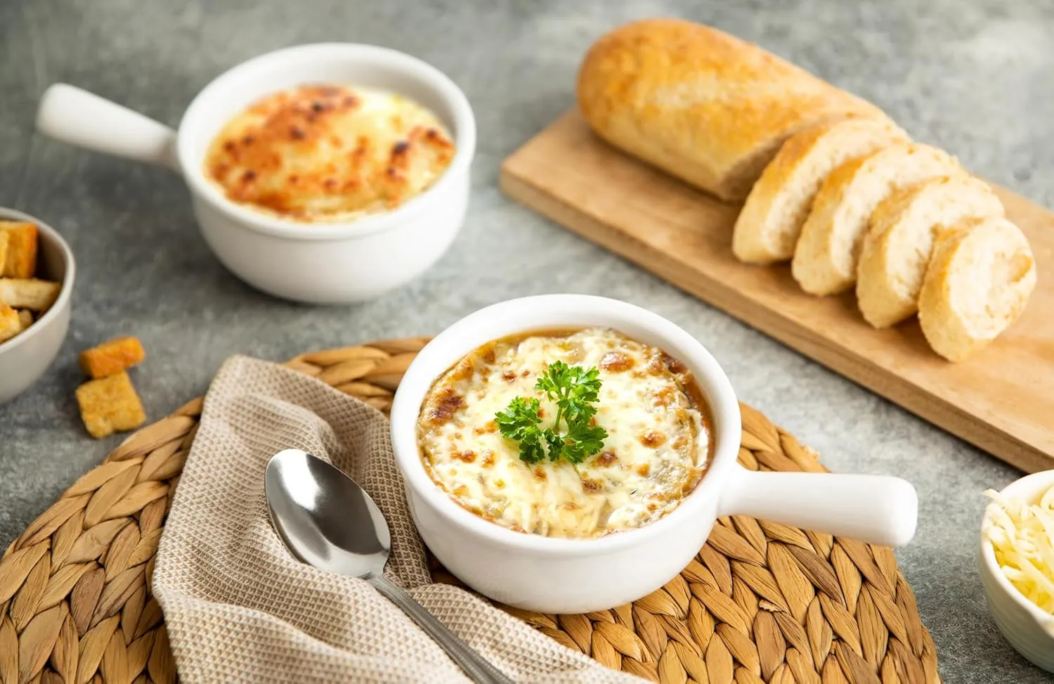 KooK French Onion Soup Bowls, French Onion Soup Crocks, Soup Bowl with Handles, 15 oz, Set of 4, Ceramic Bowls, Microwave, Dishwasher Safe & Oven Safe, Stoneware,(White)