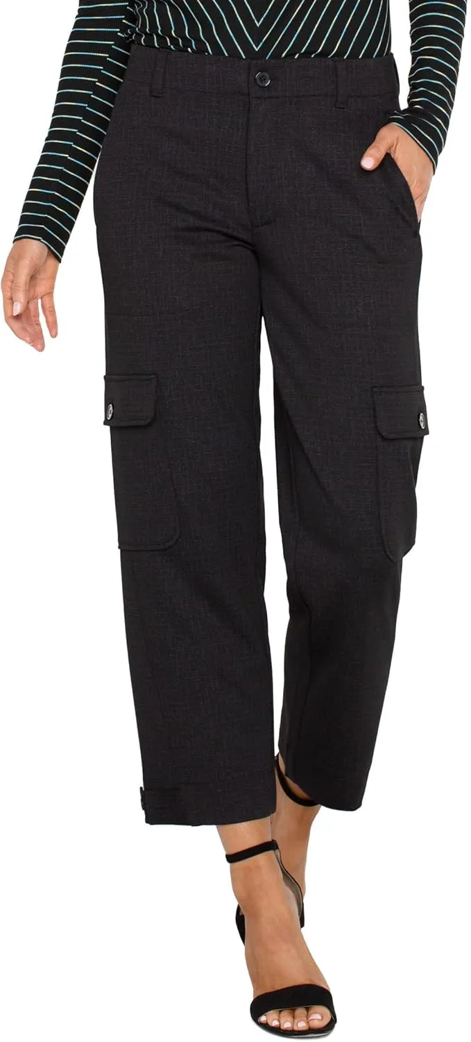 Liverpool Women's Utility Crop with Tab Hem Mid Rise Cosshatch Printed Knit in Black Crosshatch