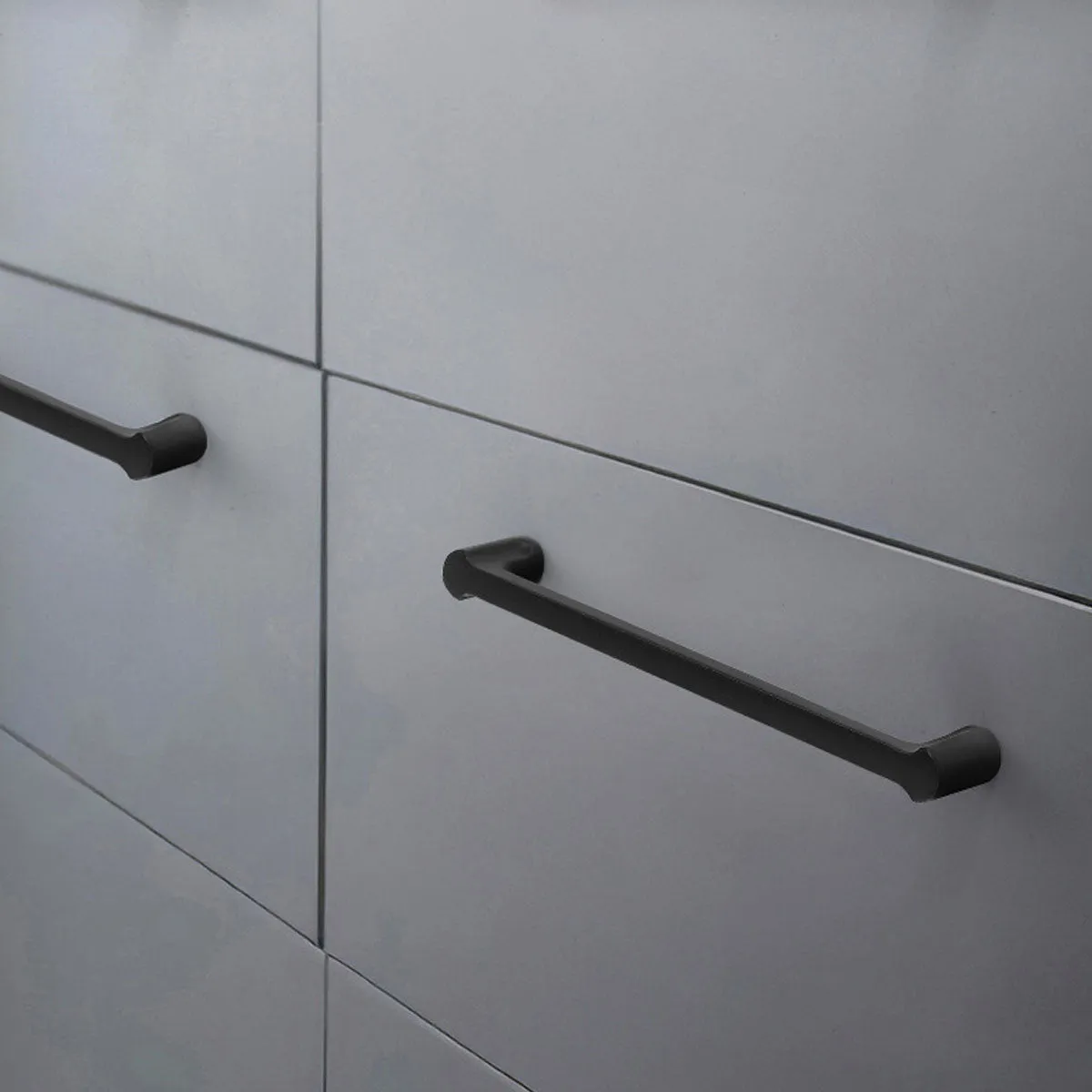 Modern Brushed Brass Cabinet Pull Handles – Matte Black Finish Black