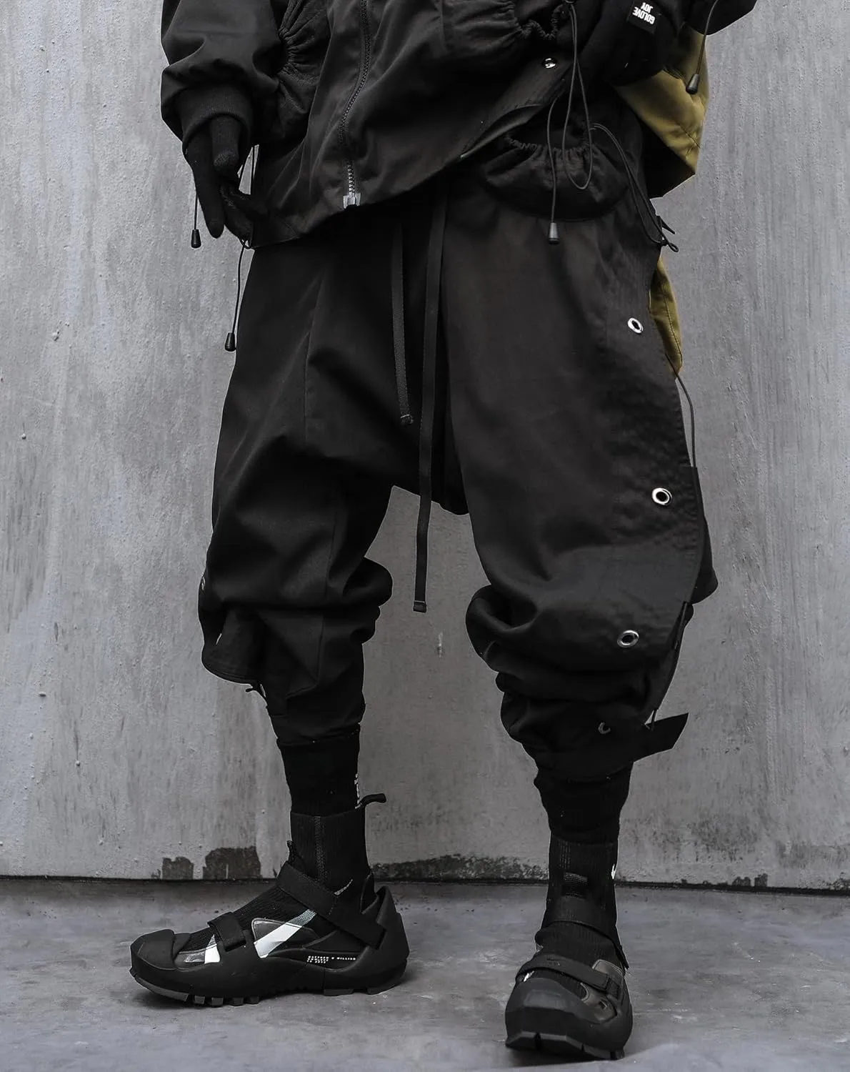 Niepce Inc Japanese Streetwear Techwear Cargo Pants for Men