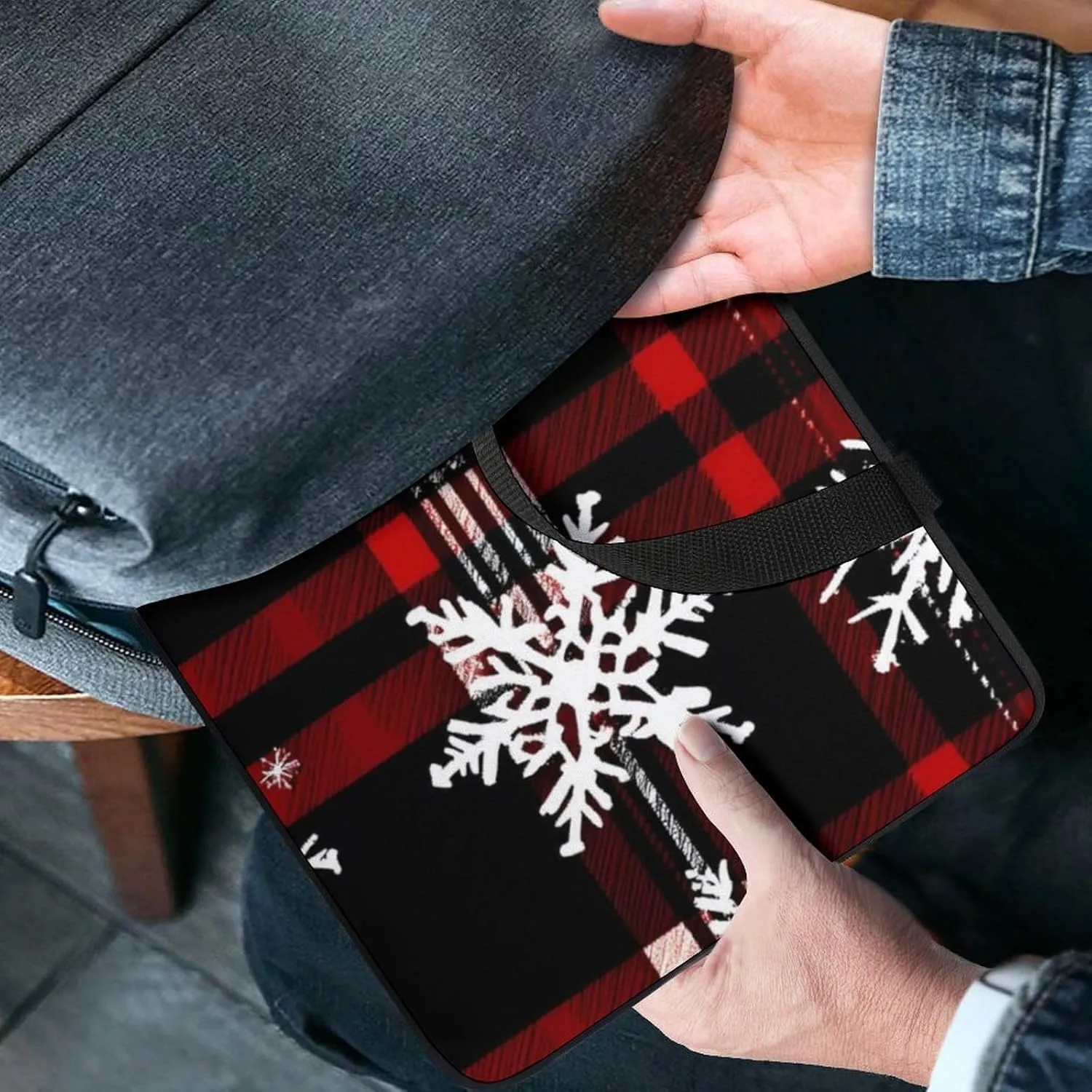 Red Christmas Pattern Laptop Sleeve Laptop Carrying Case Compatible Laptop Protective Bag with Handles
