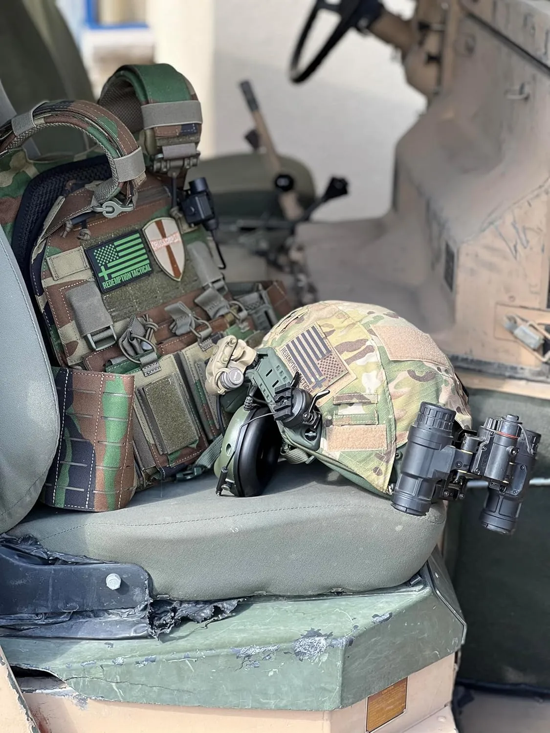 Redemption Crusader 2.0 Molle Quick Release Buckles Vest with Side Cummerbund Pouches and Triple Pouch