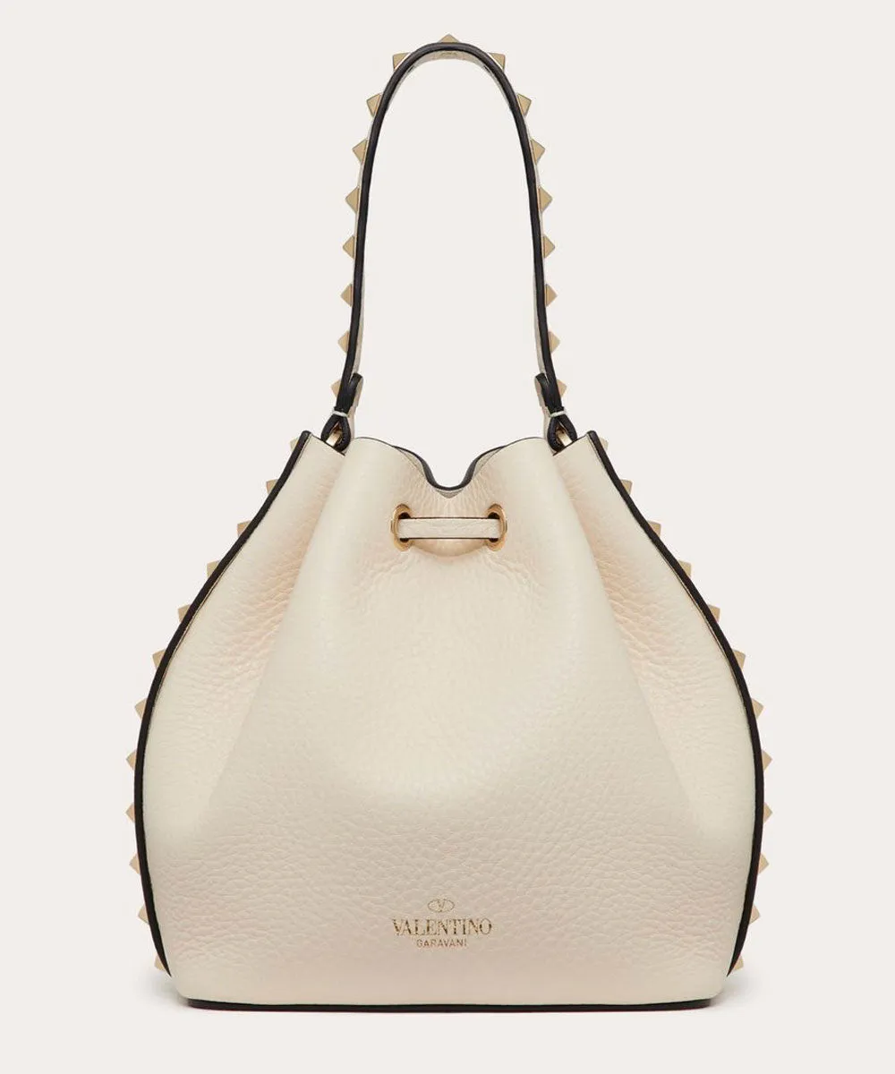 Rockstud Textured Leather Bucket Bag In Light Ivory