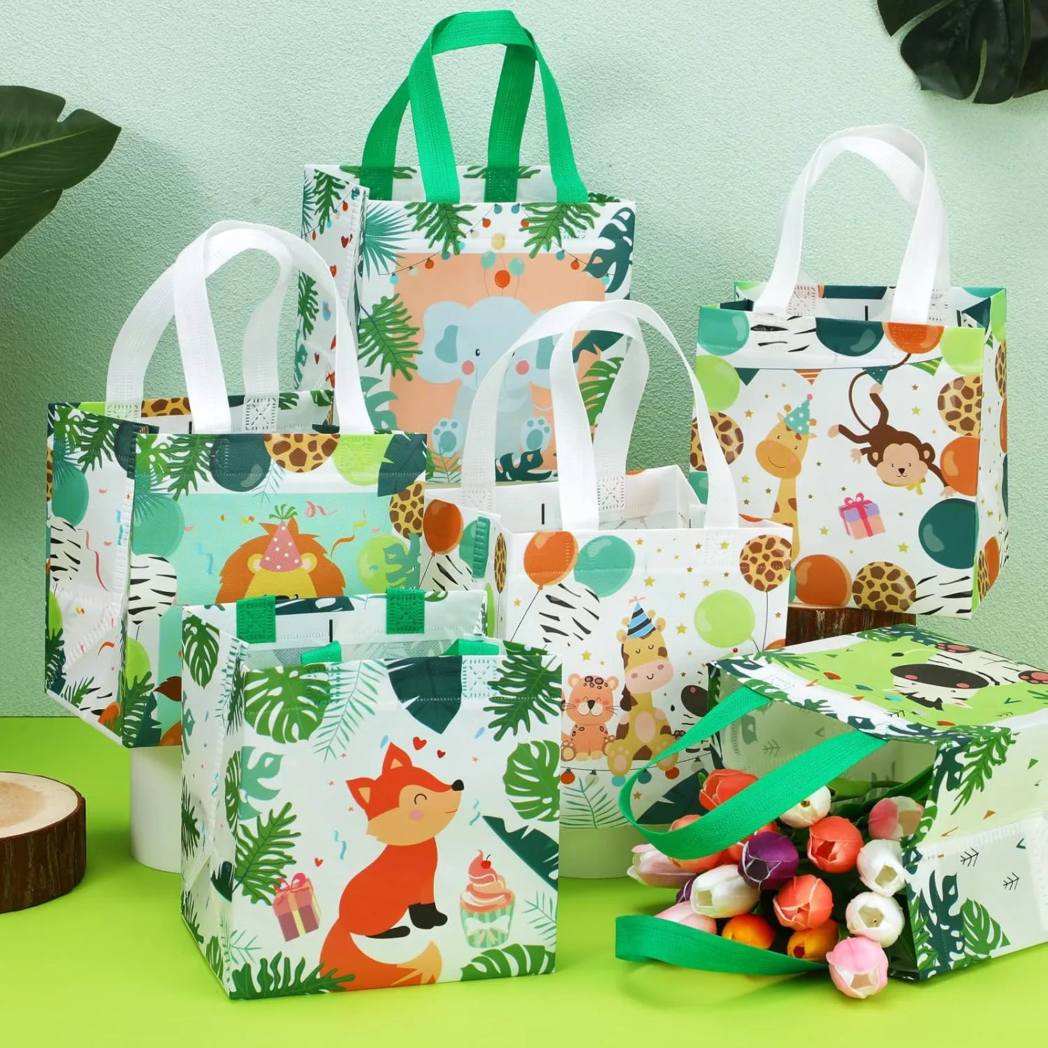 Silkfly 30 Pcs Safari Goodie Bags Animal Gift Bags Non Woven with Handles Jungle Safari Themed Birthday Party Favors