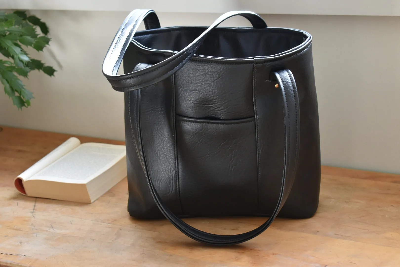 Simply Classic Purse