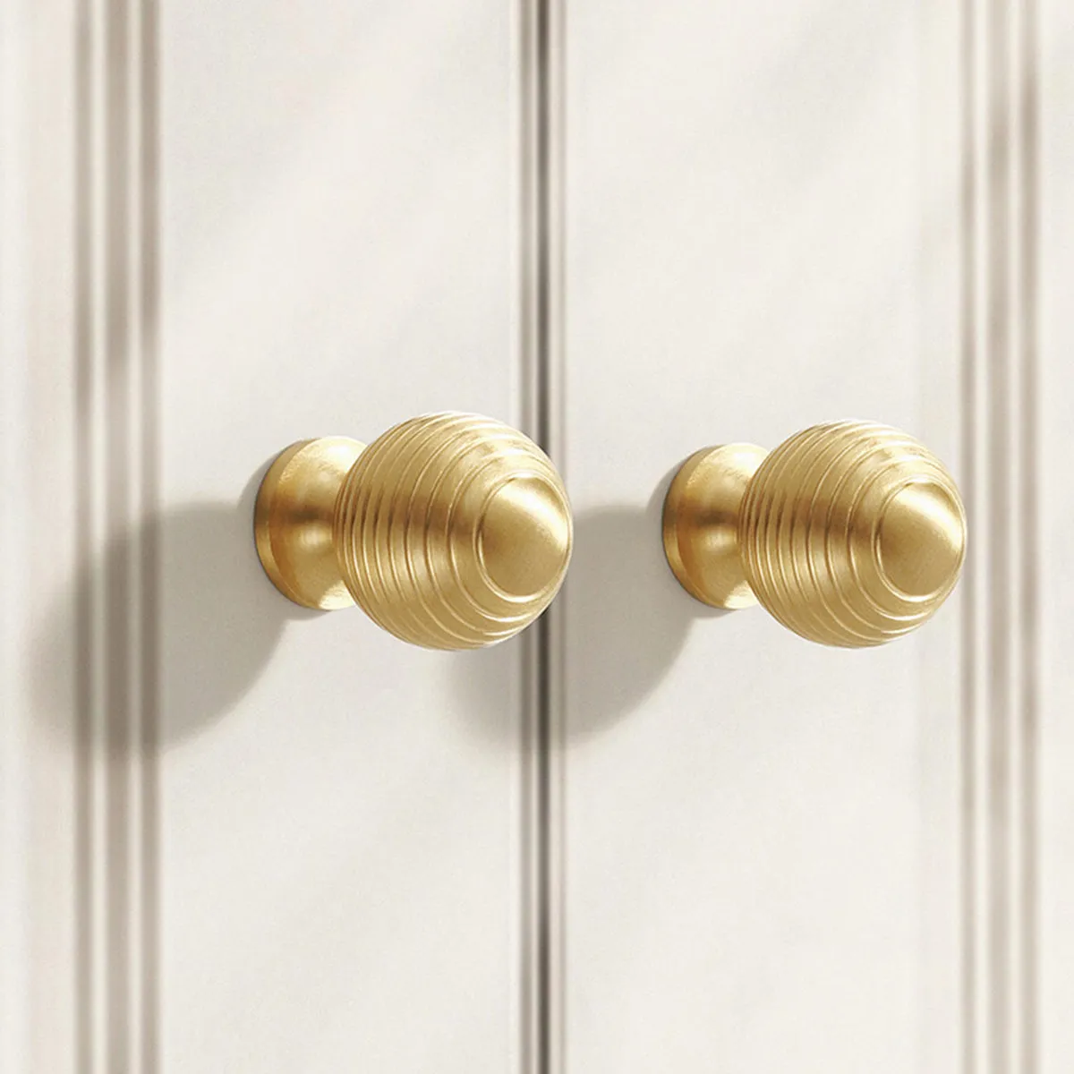Solid Brass Cabinet Knobs – Modern Round Drawer Pulls