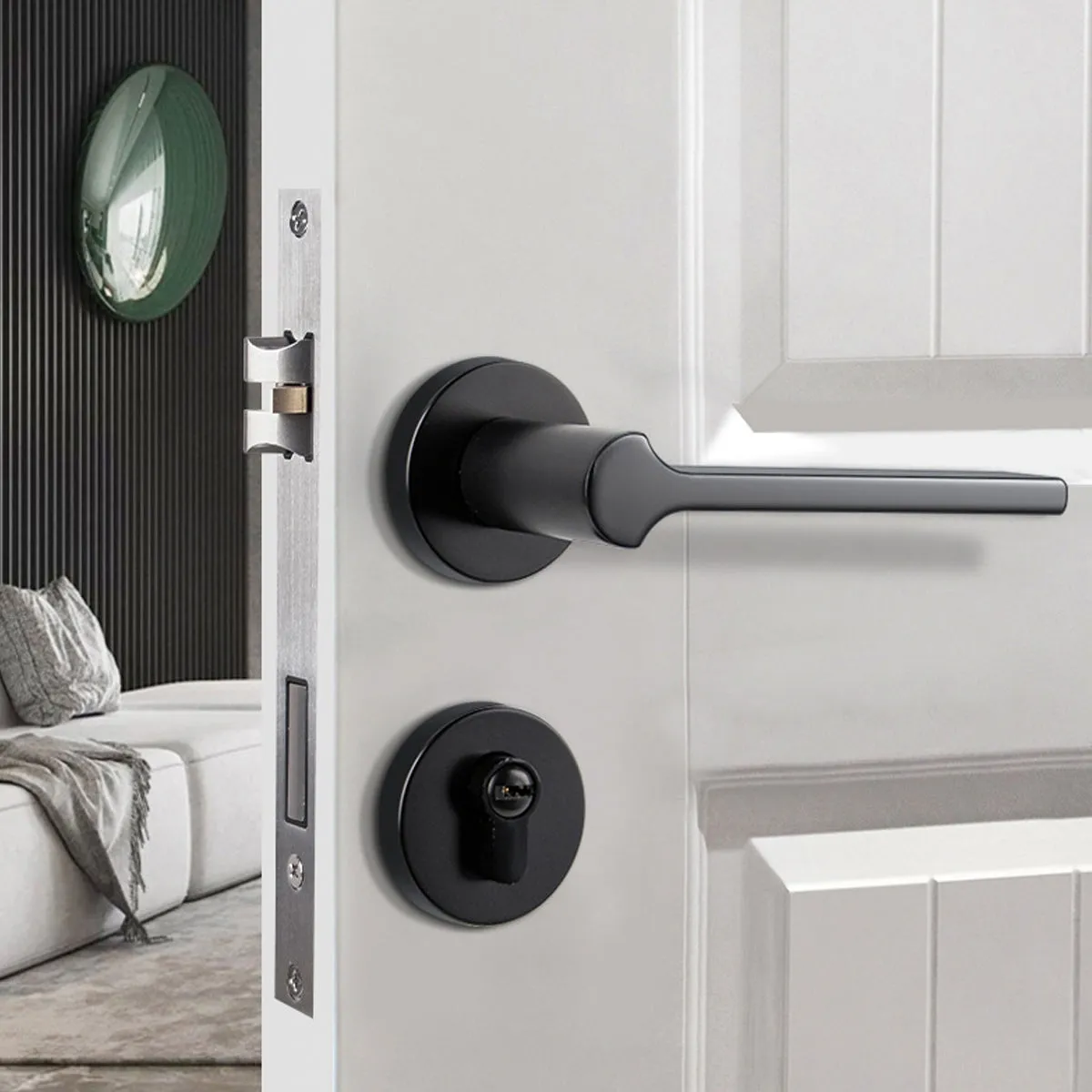 Stylish Aluminium Entrance Door Handles – Front Door Lever Handle Gold