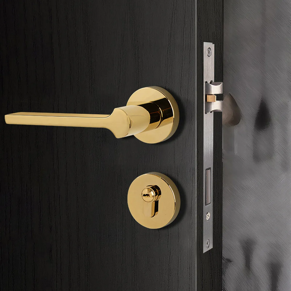 Stylish Aluminium Entrance Door Handles – Front Door Lever Handle Gold