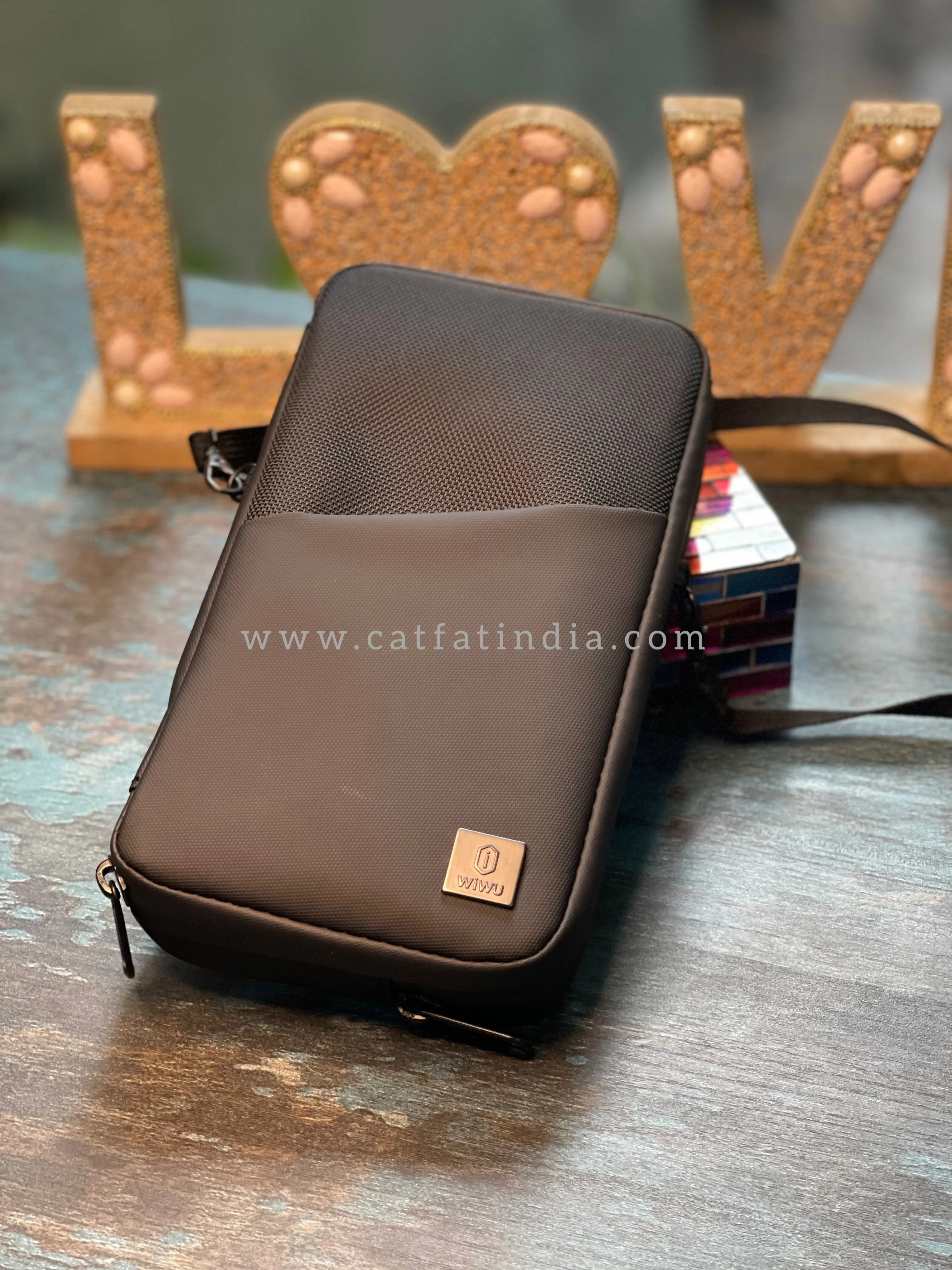 Travel Mate Sling