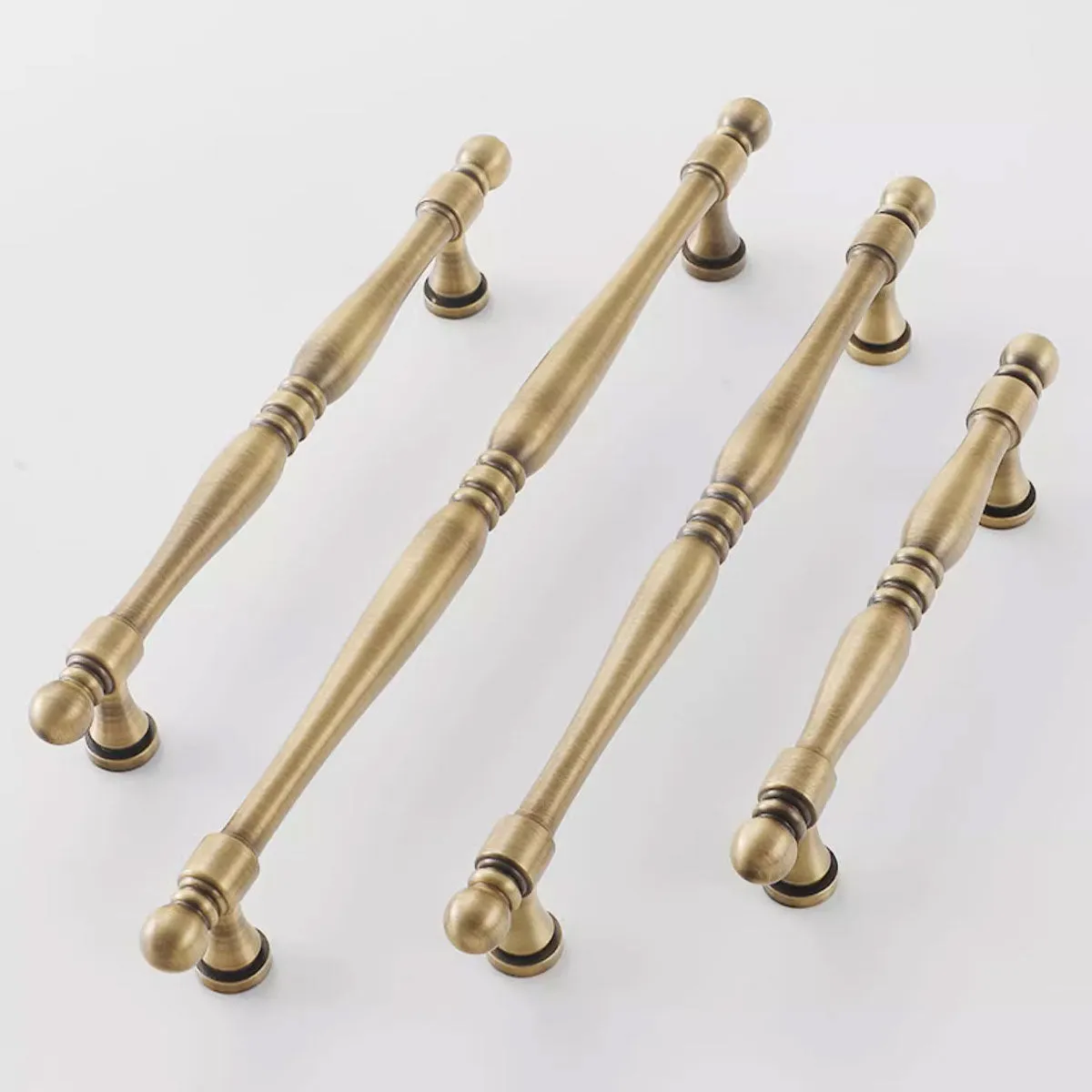 Vintage Brass Door Handles – Classic Cabinet & Drawer Pulls