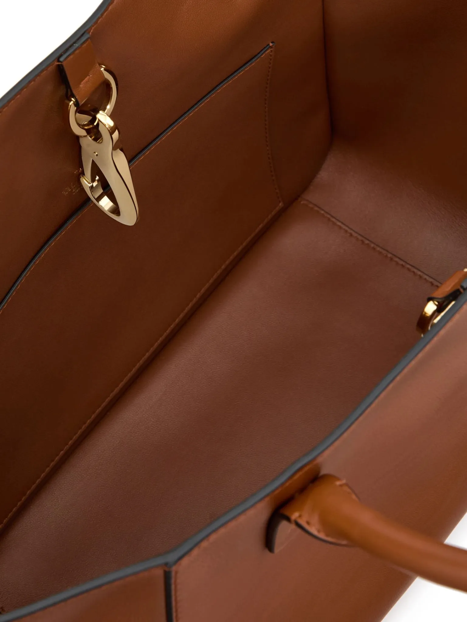 VLogo leather tote bag