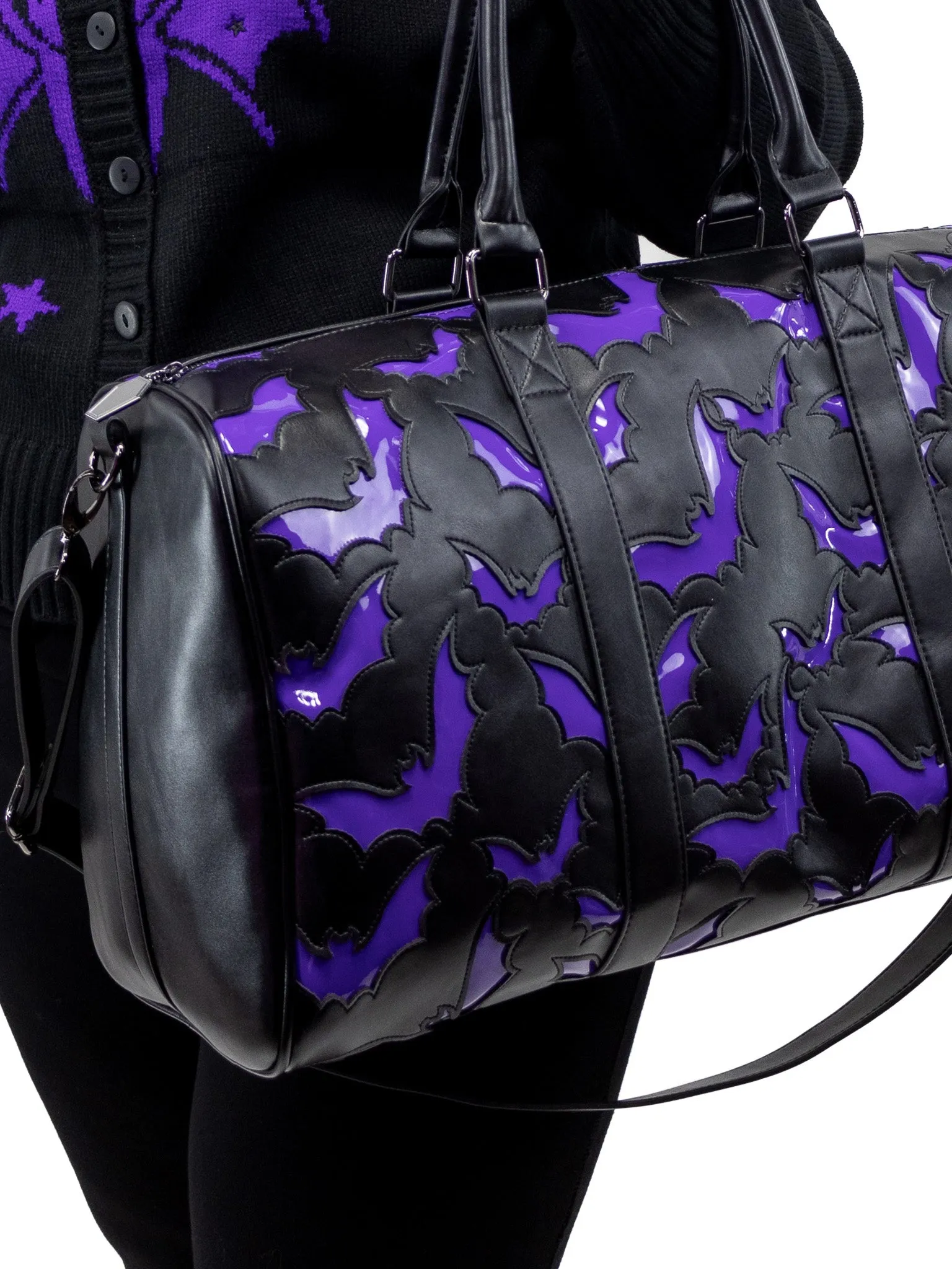 Weekender in Salem (Bats) FOXBLOOD x DWYBO