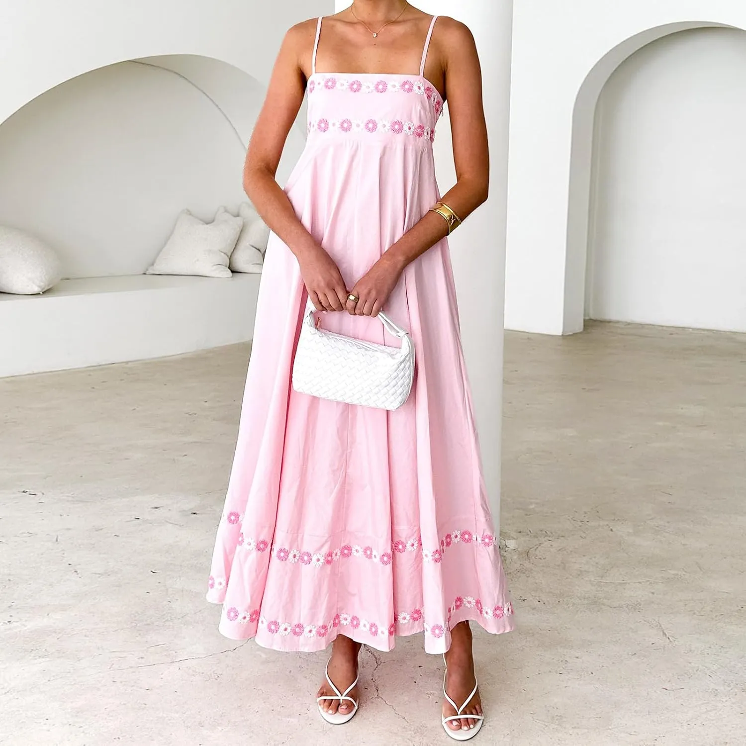 Women Boho Floral Sleeveless Smocked Maxi Dress Square Neck Spaghetti Strap Flowy Swing A Line Sundress