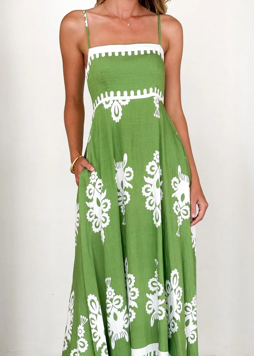 Women Boho Floral Sleeveless Smocked Maxi Dress Square Neck Spaghetti Strap Flowy Swing A Line Sundress