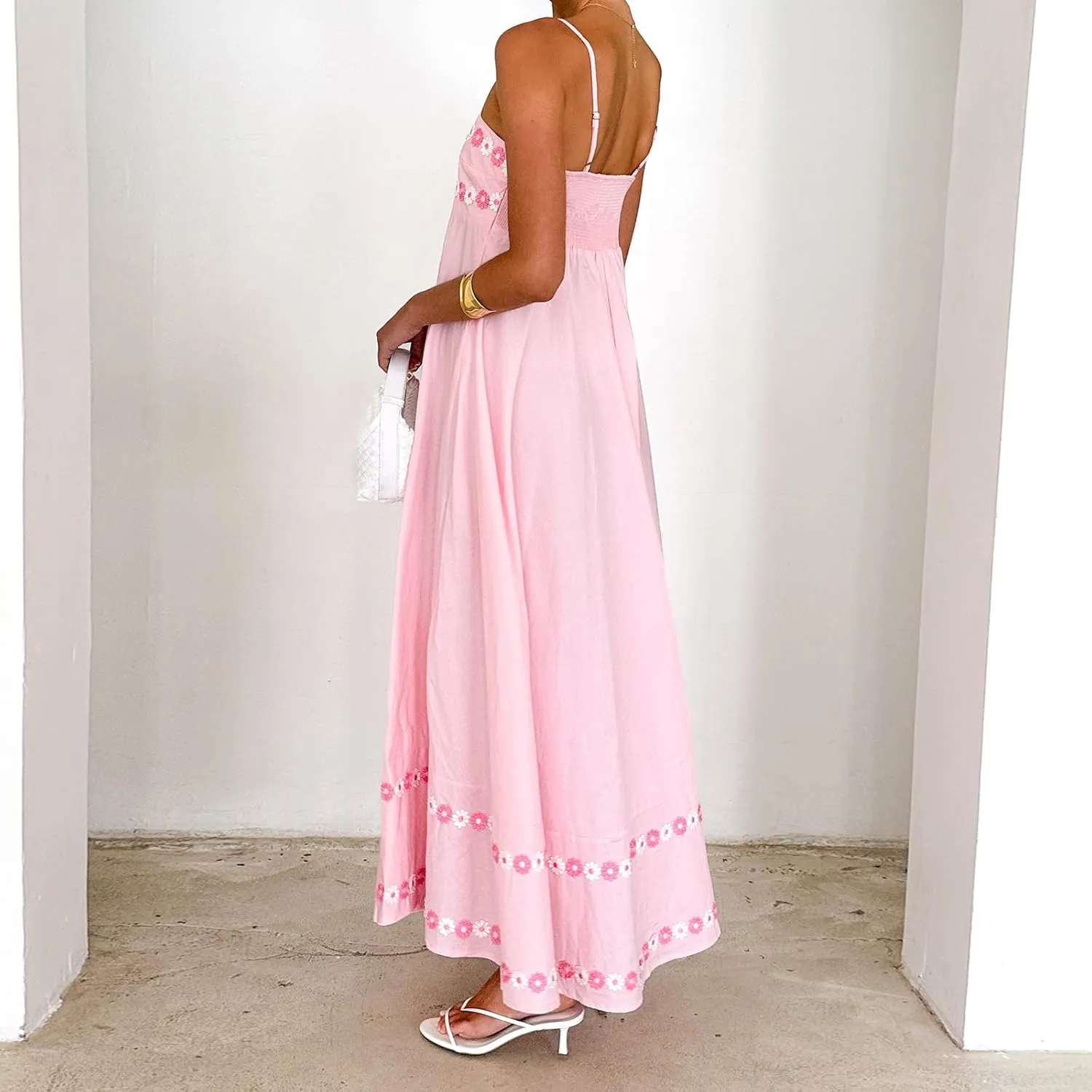 Women Boho Floral Sleeveless Smocked Maxi Dress Square Neck Spaghetti Strap Flowy Swing A Line Sundress