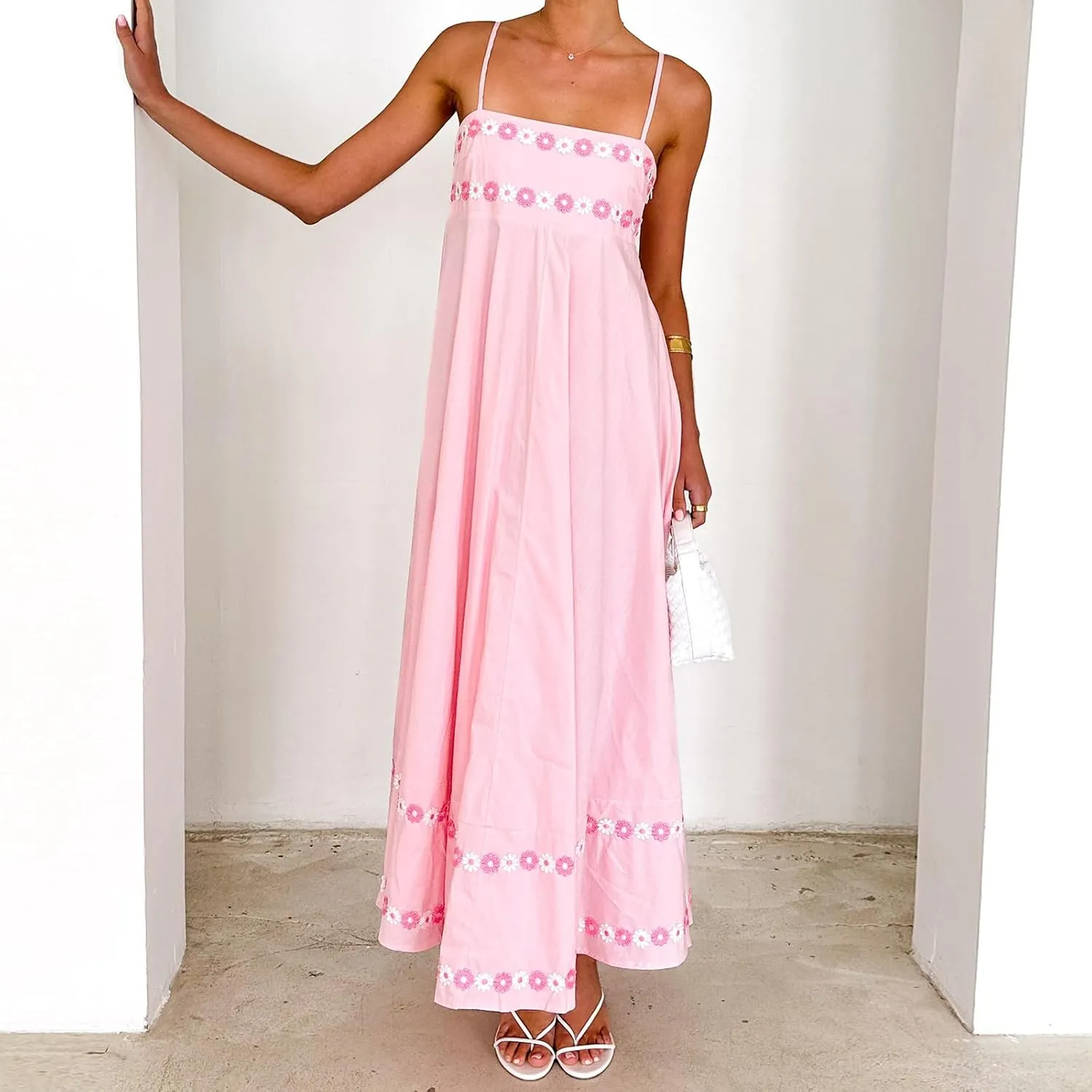 Women Boho Floral Sleeveless Smocked Maxi Dress Square Neck Spaghetti Strap Flowy Swing A Line Sundress