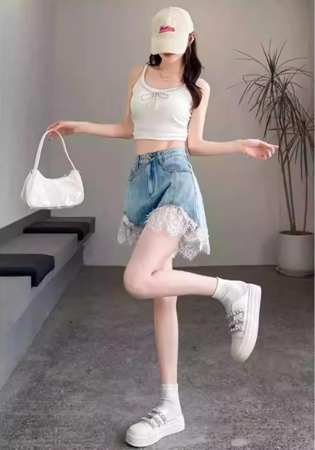 Women's Trendy Denim Shorts Sweet Lace Trim High Waist Summer Short Pants Casual Frayed Jean Shorts with Pockets